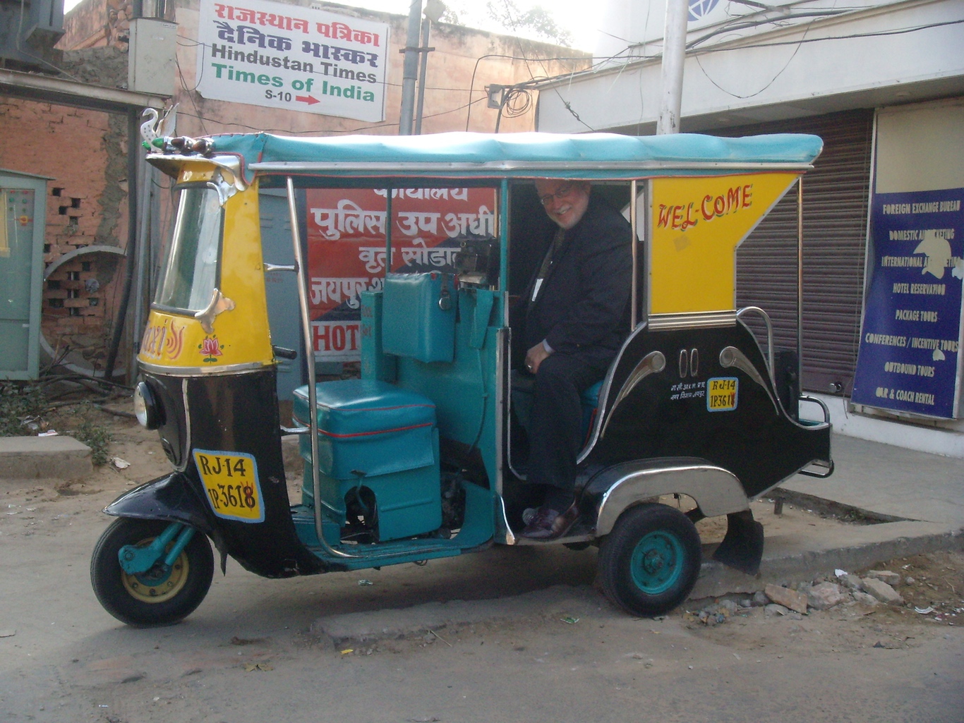 placeholder image-sq